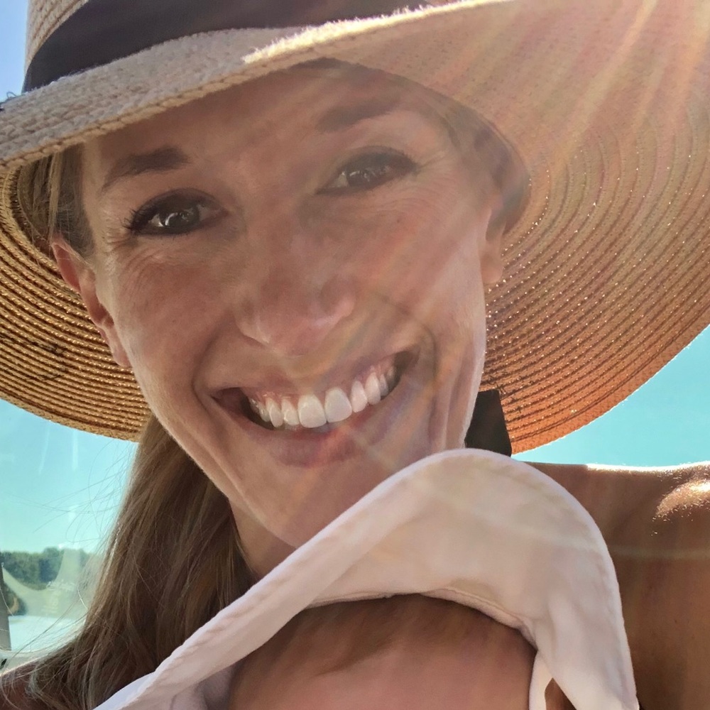 Meet your Posher, Laura